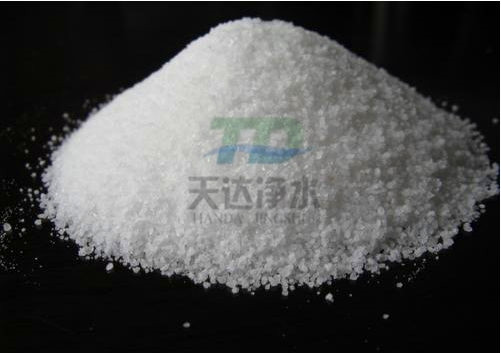 ʹ�þ۱�ϩ������Ҫ�������傀���c���R��